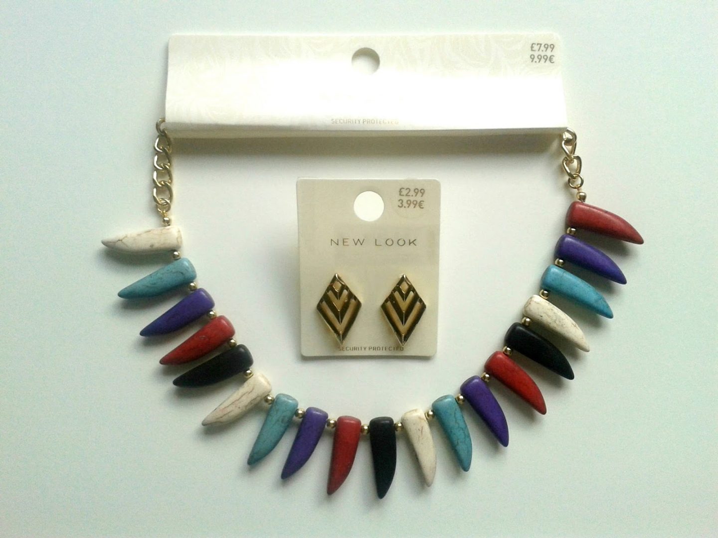 New Look Summer Jewellery Review Dark Blue Spike Tooth Necklace Gold Chevron Diamond Stud Earrings