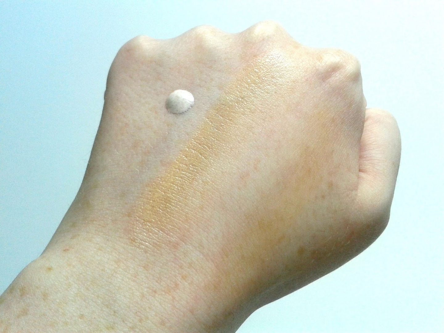 The Body Shop All In One BB Cream Beauty Review 00 Shade Swatches