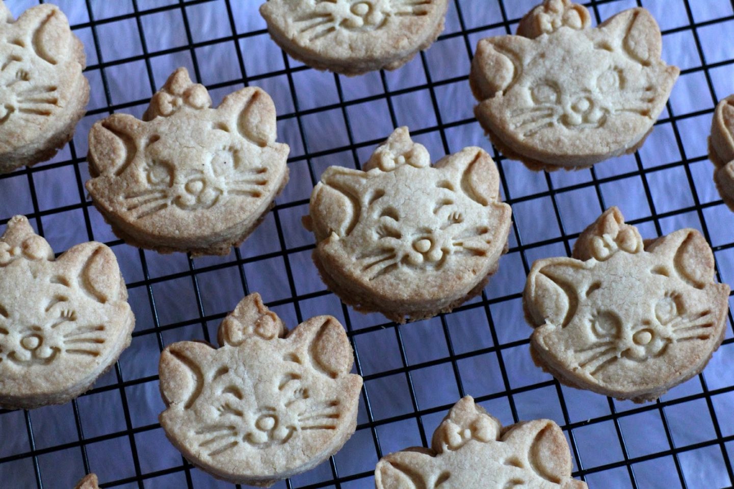 How to make shortbread biscuits