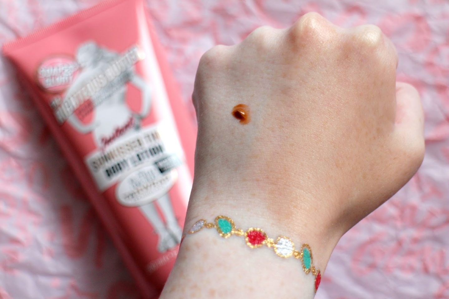 Soap & Glory Swatch
