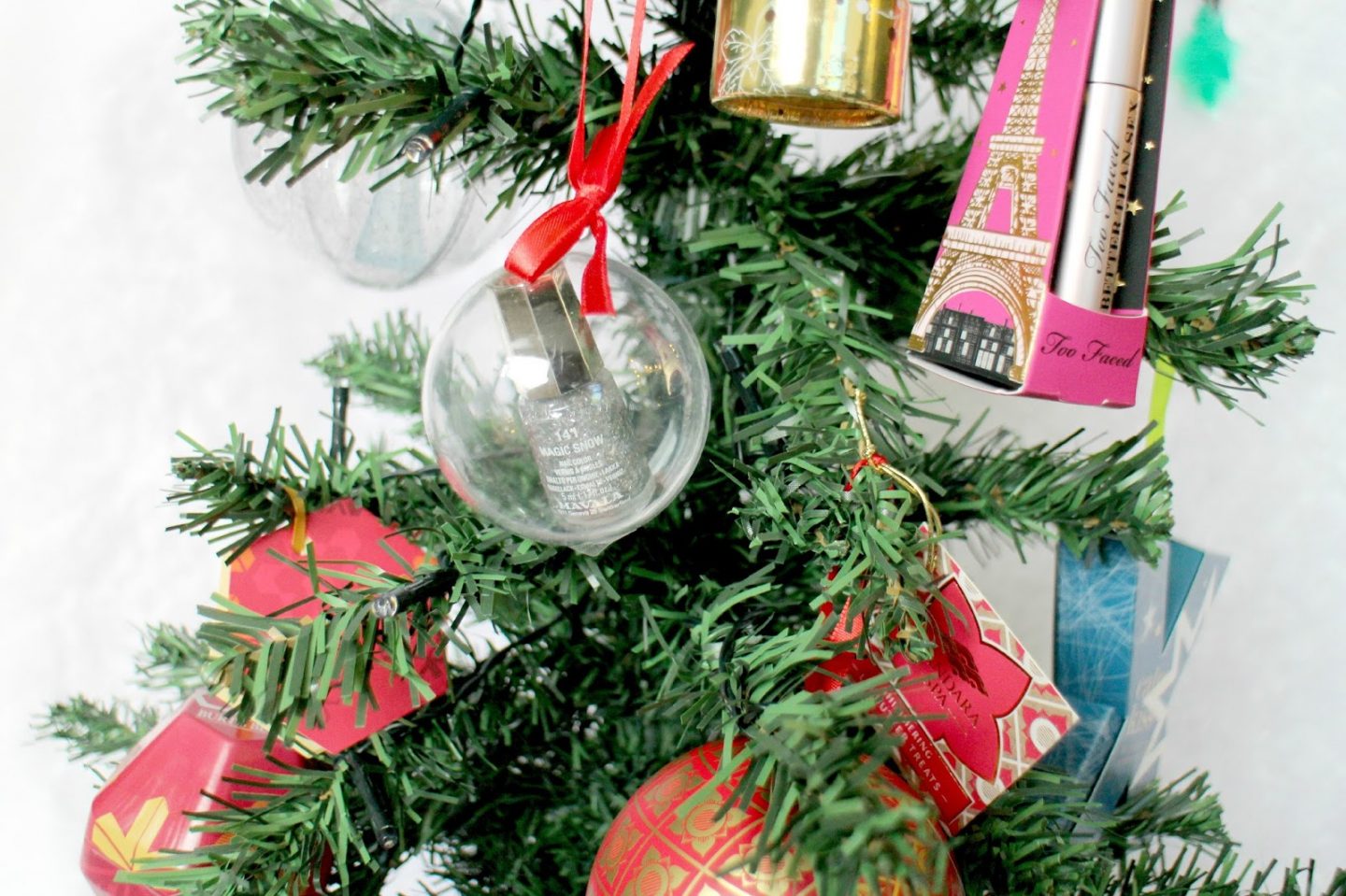 Christmas Tree Beauty Decorations