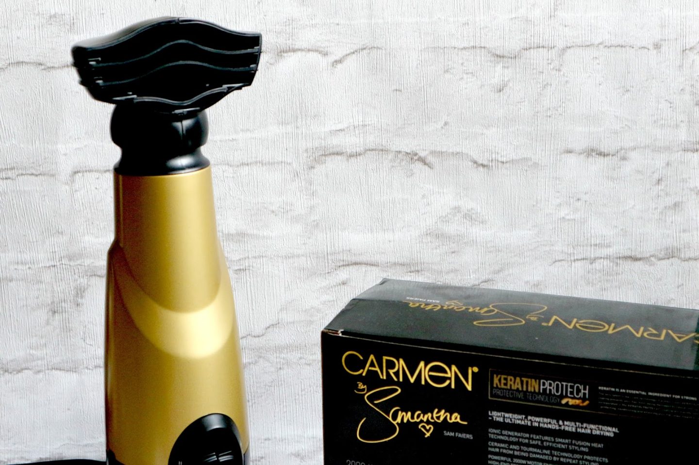 Carmen Hands Free Hairdryer Reviews