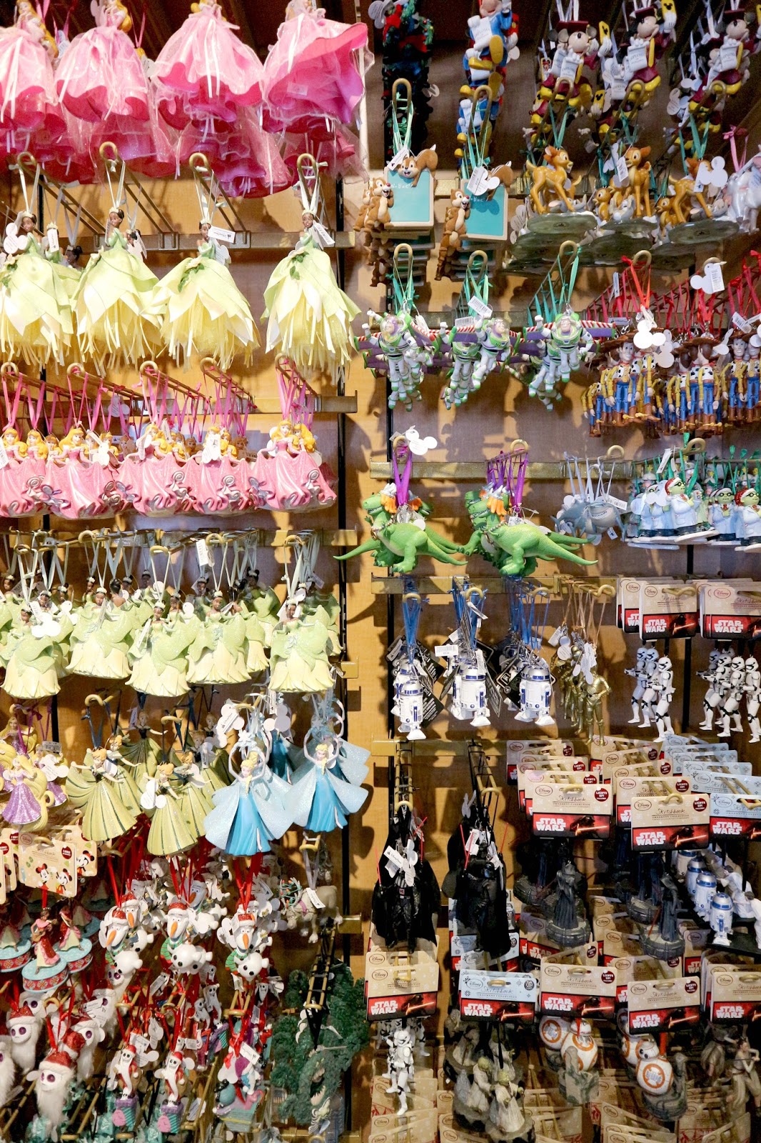 Disney Springs Christmas Decorations