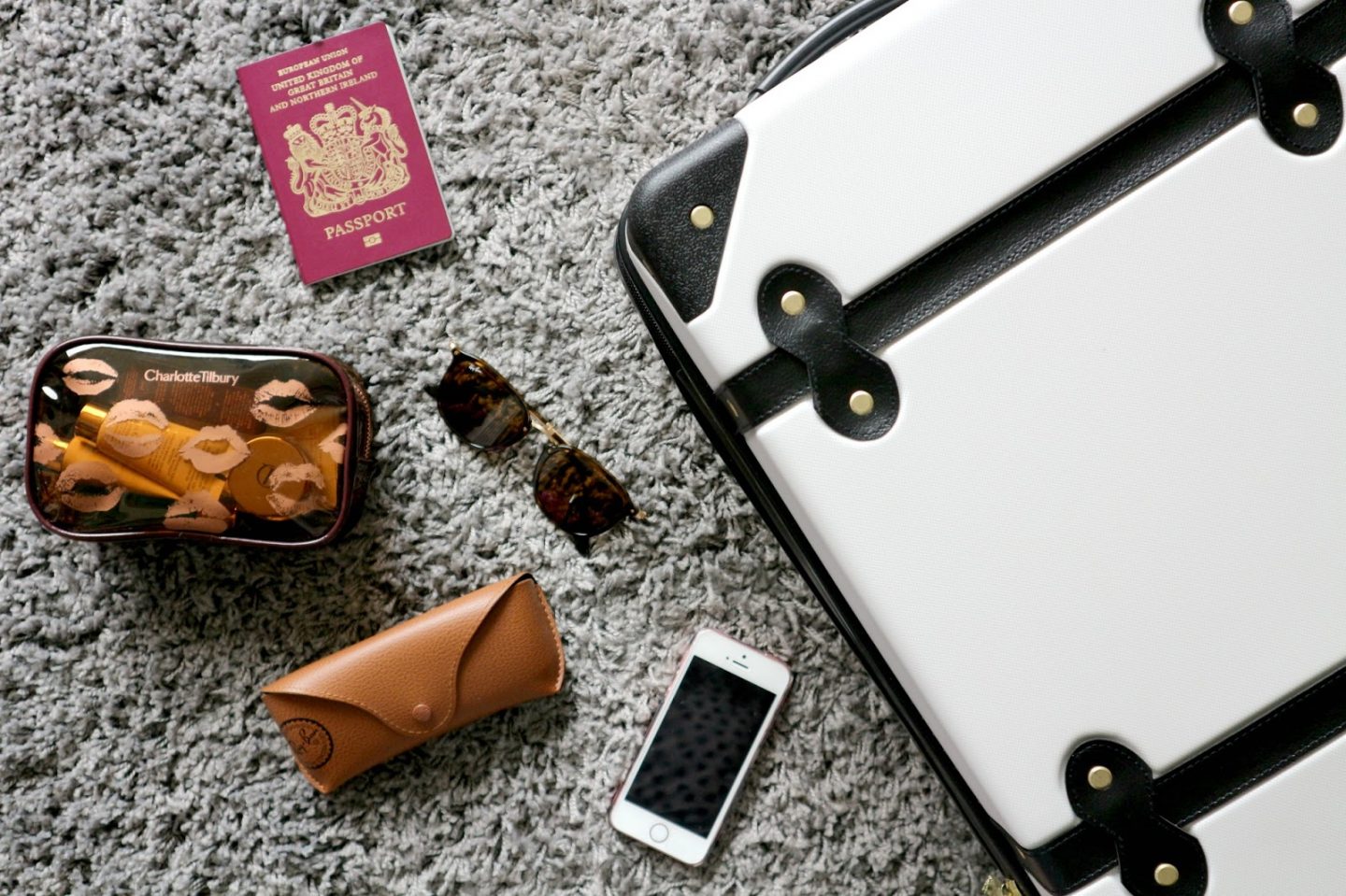 Hand Luggage Only Packing