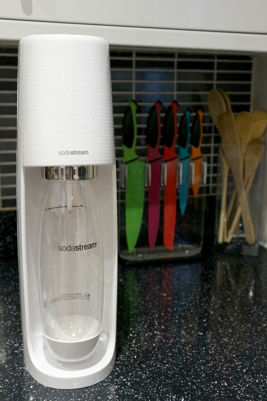 sodastream fizzi review