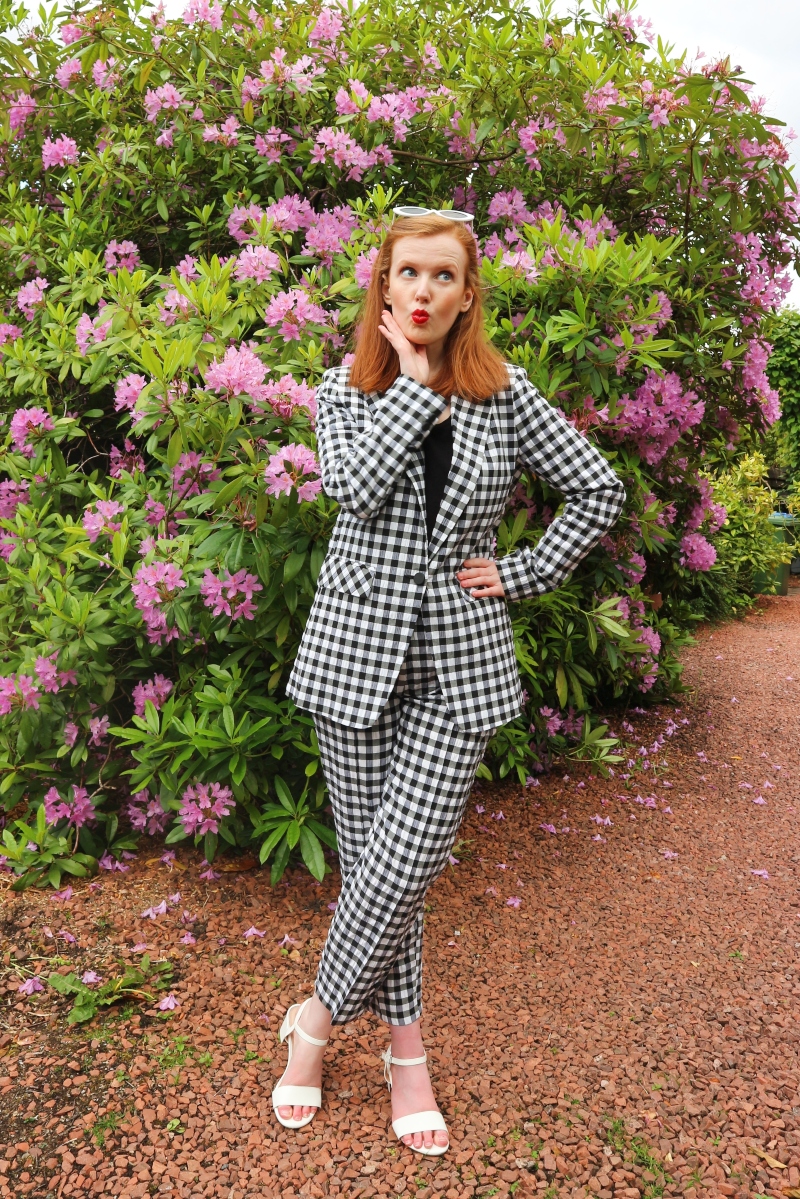 womens suit for wedding guest