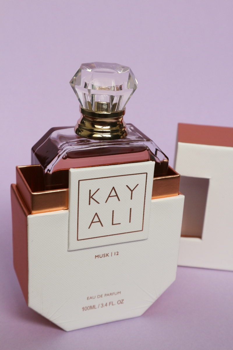 huda beauty kayali musk review