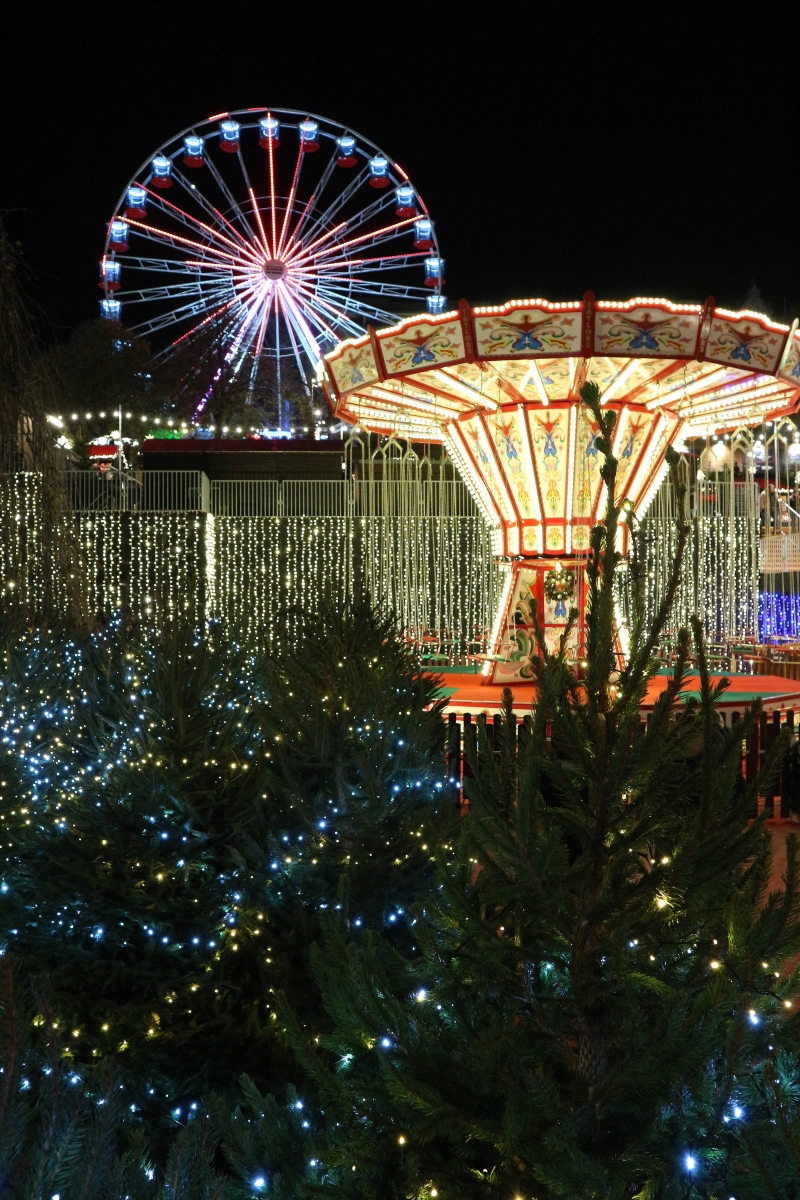 edinburgh christmas market opening