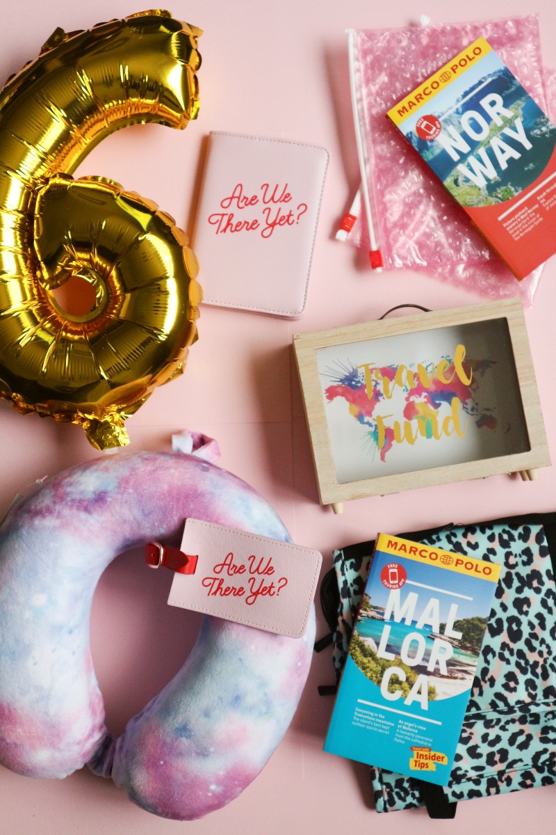 travel blogger giveaway