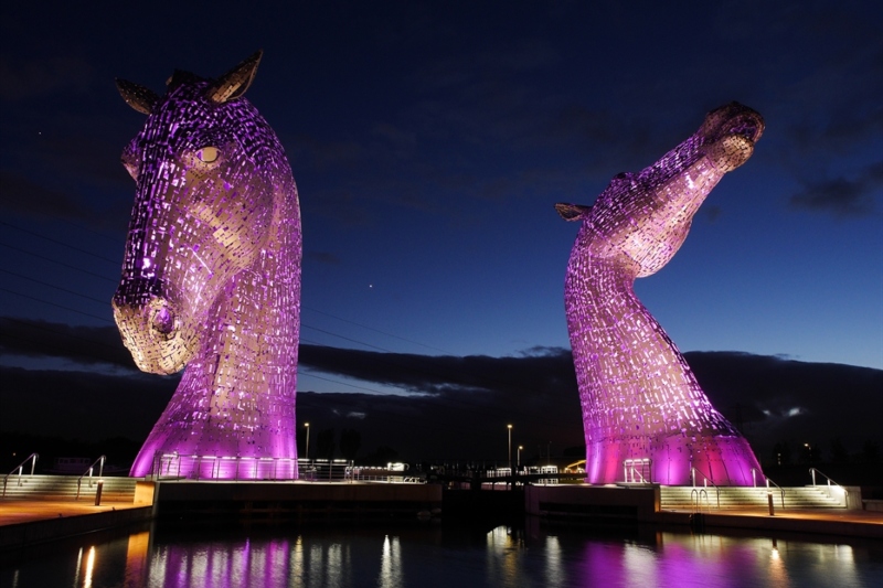 kelpies at night