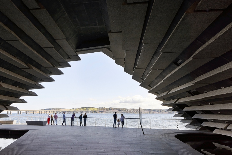 v&a dundee mary quant
