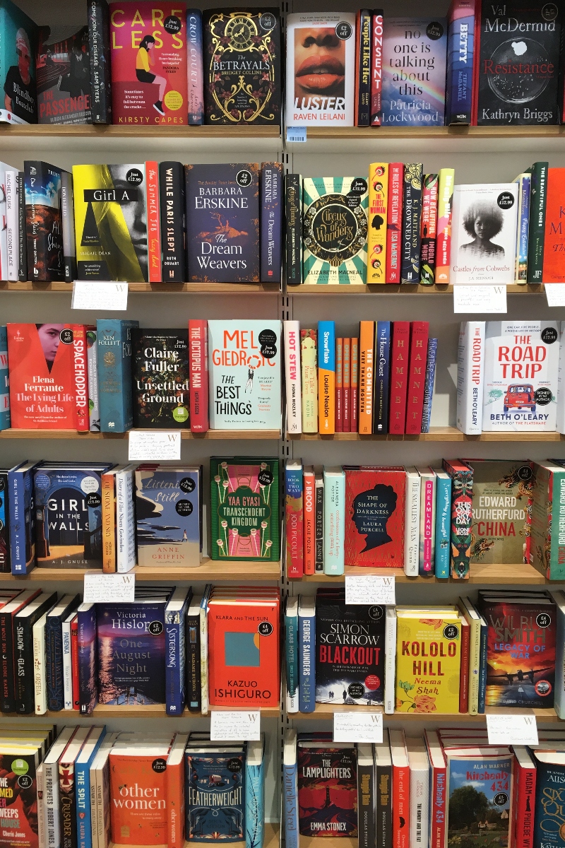 waterstones bookshelf 2021