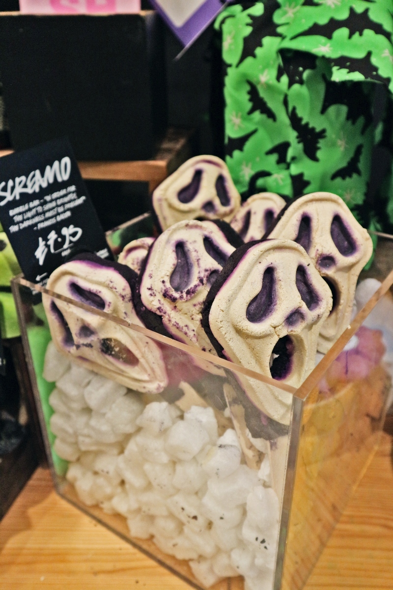 halloween lush 2021