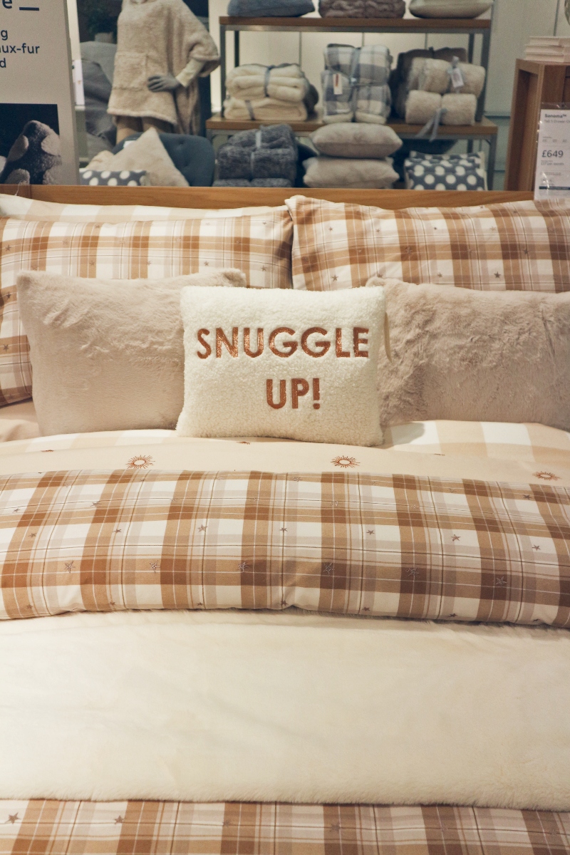 marks and spencer bedding