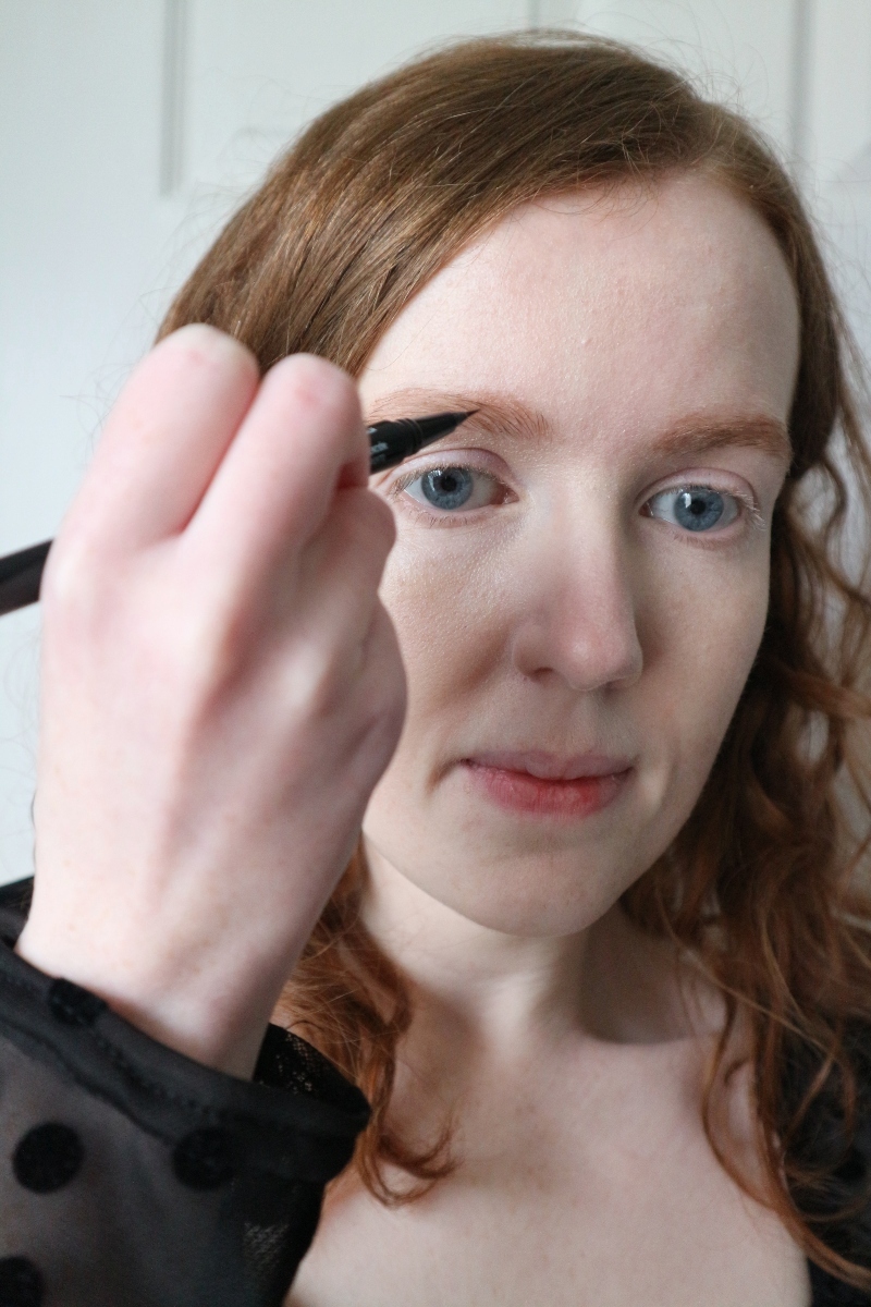 nyx eyebrow pen auburn