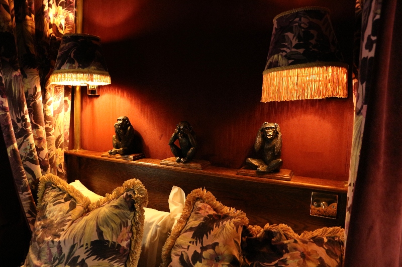 house of gods classic room