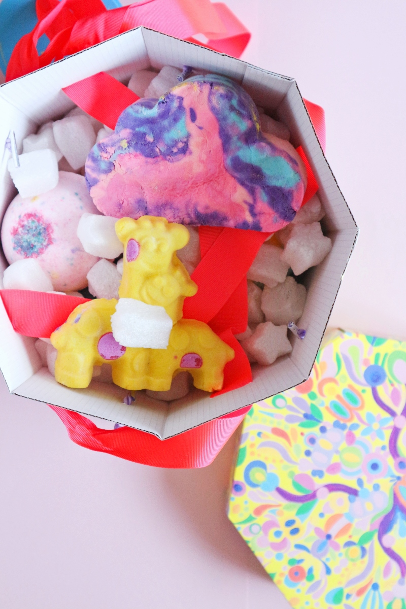 lush mothers day gift sets