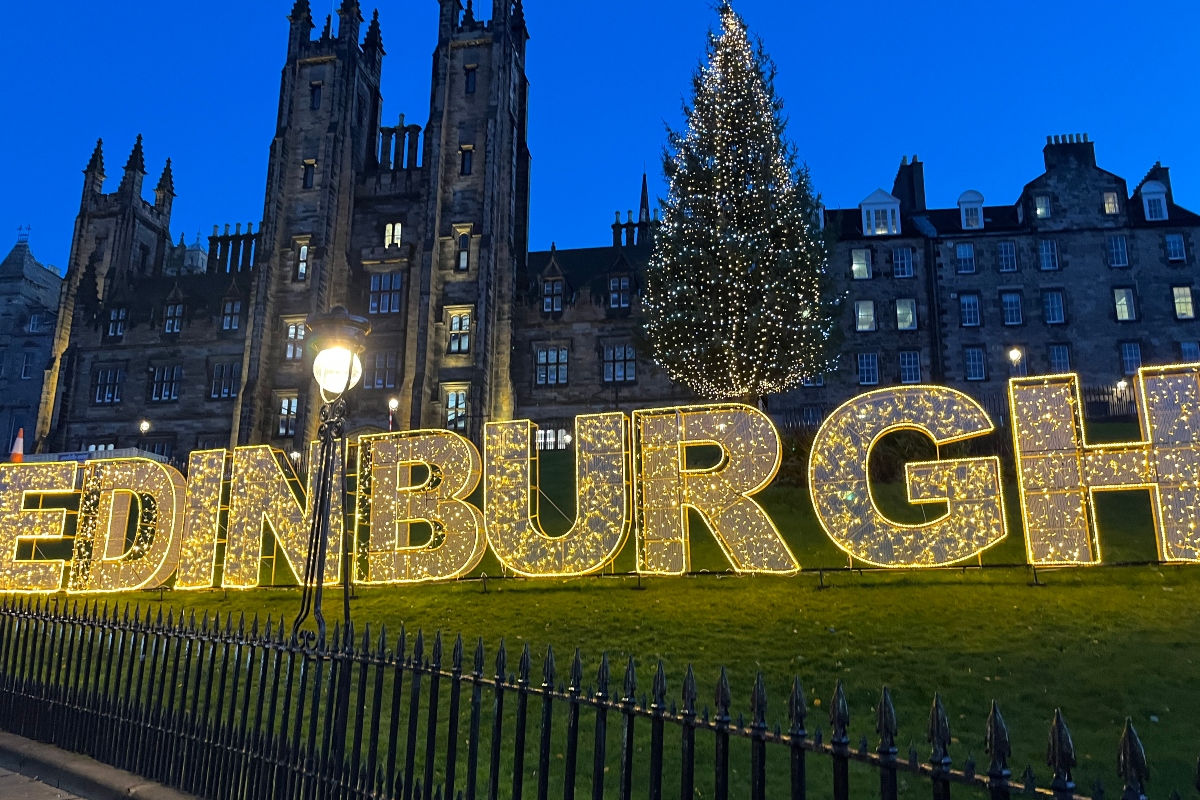edinburgh at christmas