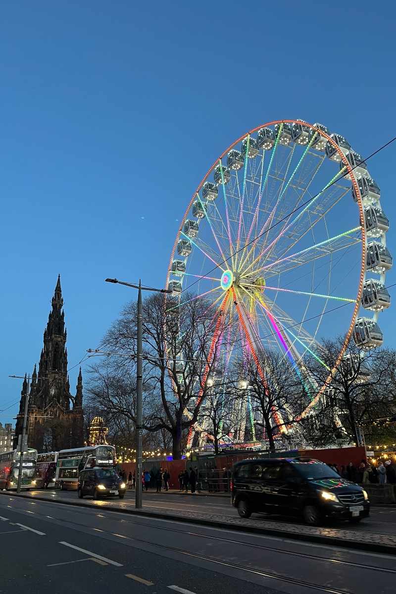 edinburgh christmas market