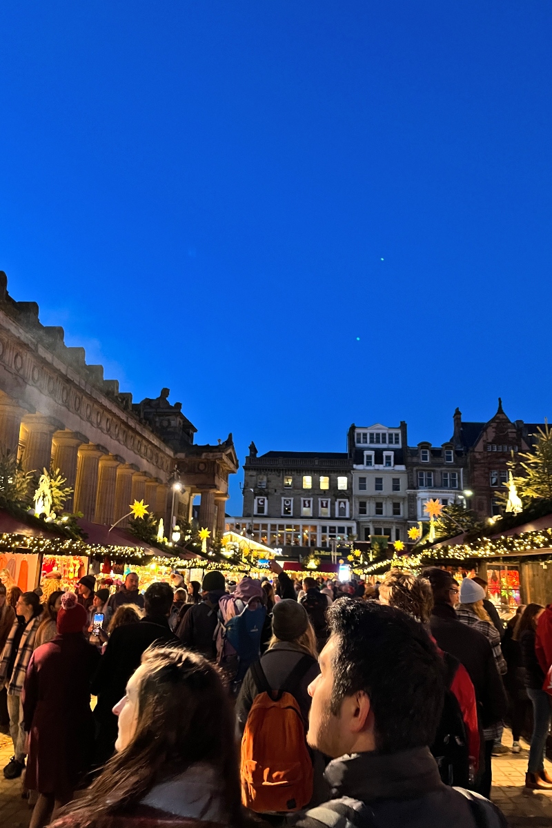 edinburgh christmas markets 2022