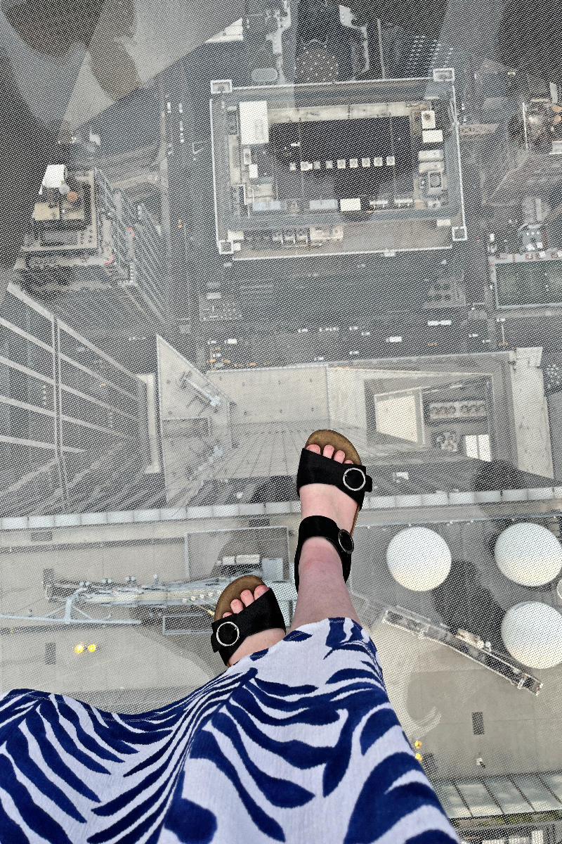 edge nyc glass floor