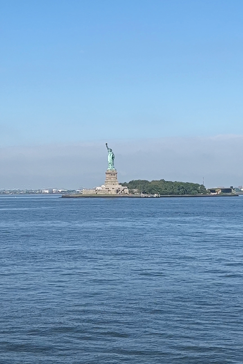 staten island ferry views of statue of liberty