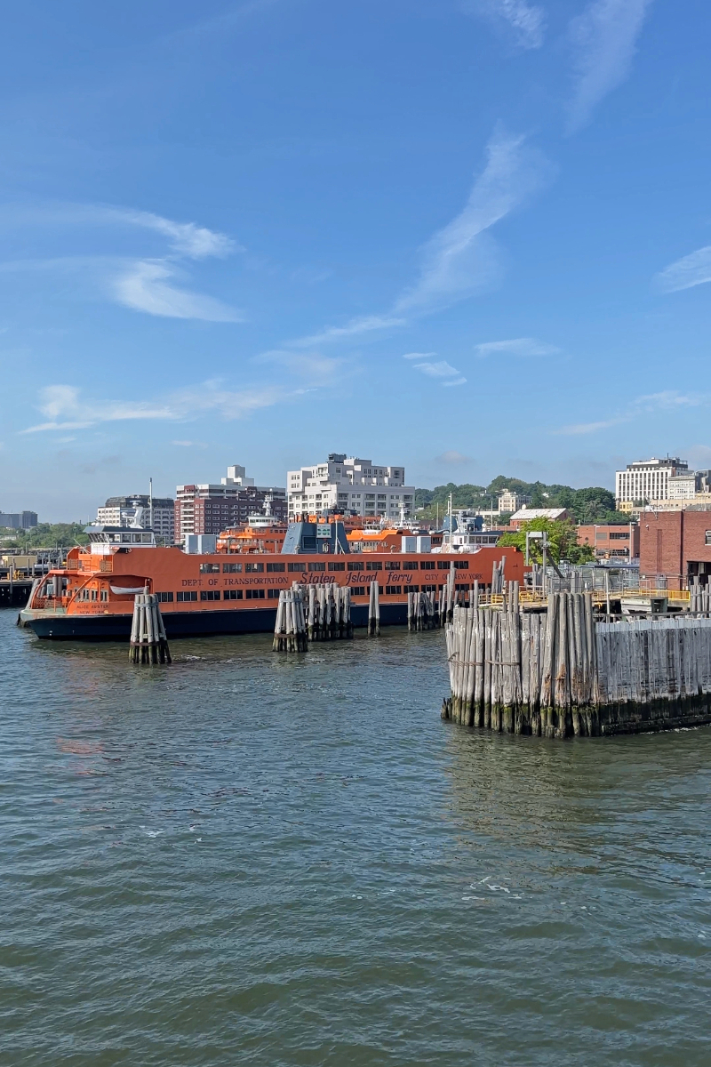 where do i take the staten island ferry