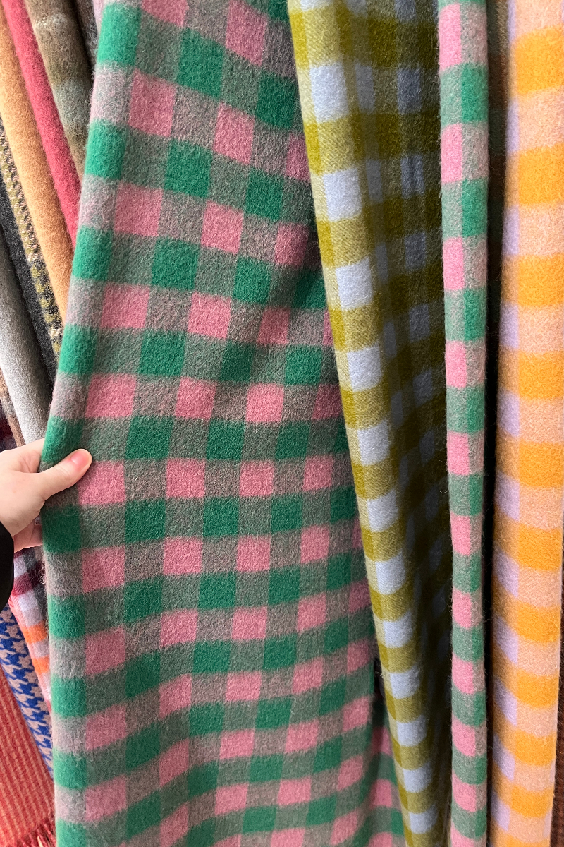 tbco blanket scarf