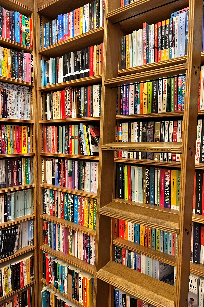 toppings edinburgh bookshelves