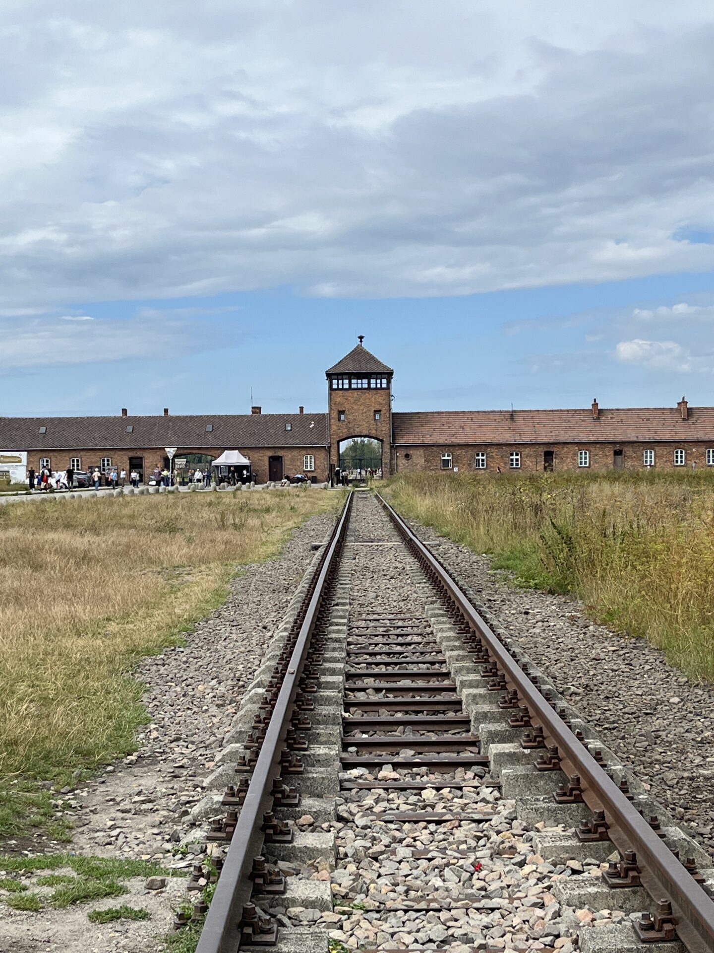auschwitz tour krakow pickup